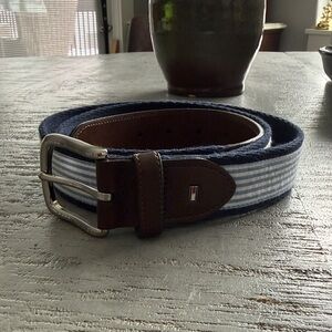 Tommy Hilfiger Men’s Stripe Seersucker Leather Belt XL